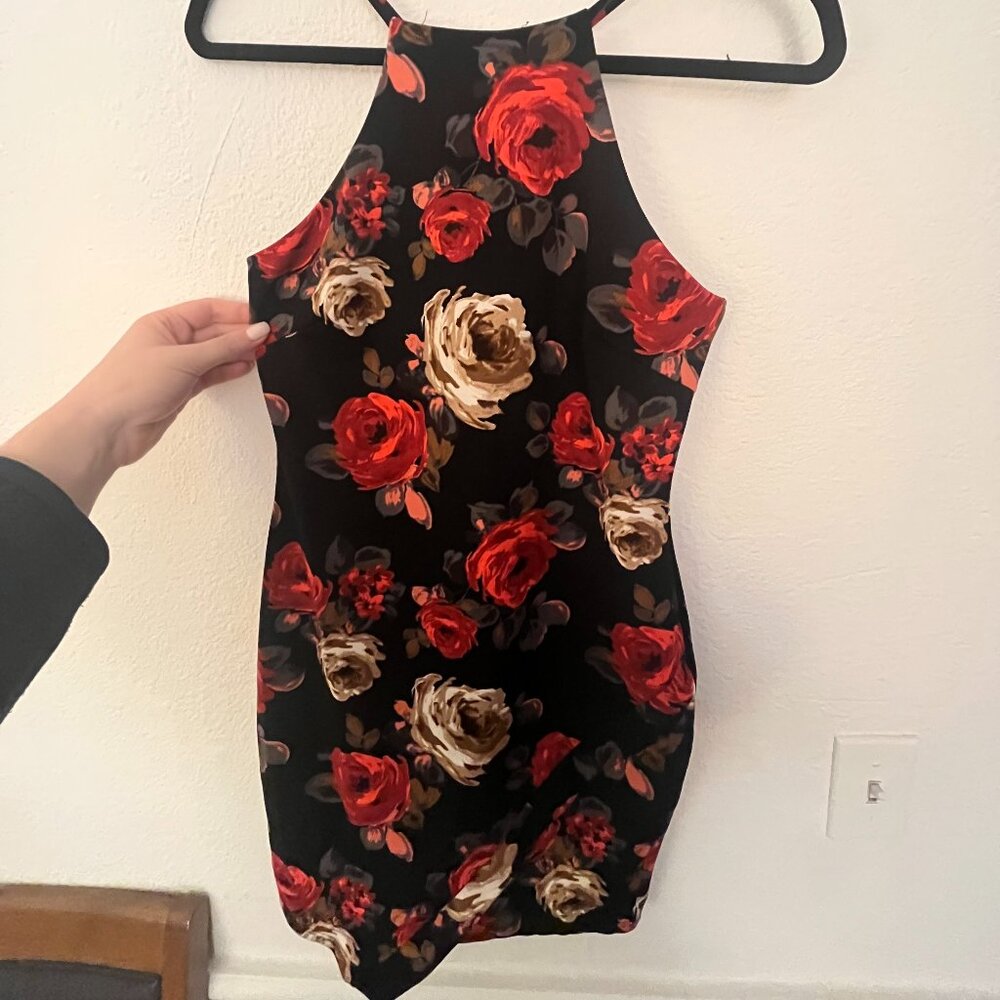 Bo Bel Black and Red Floral Bodycon Dress